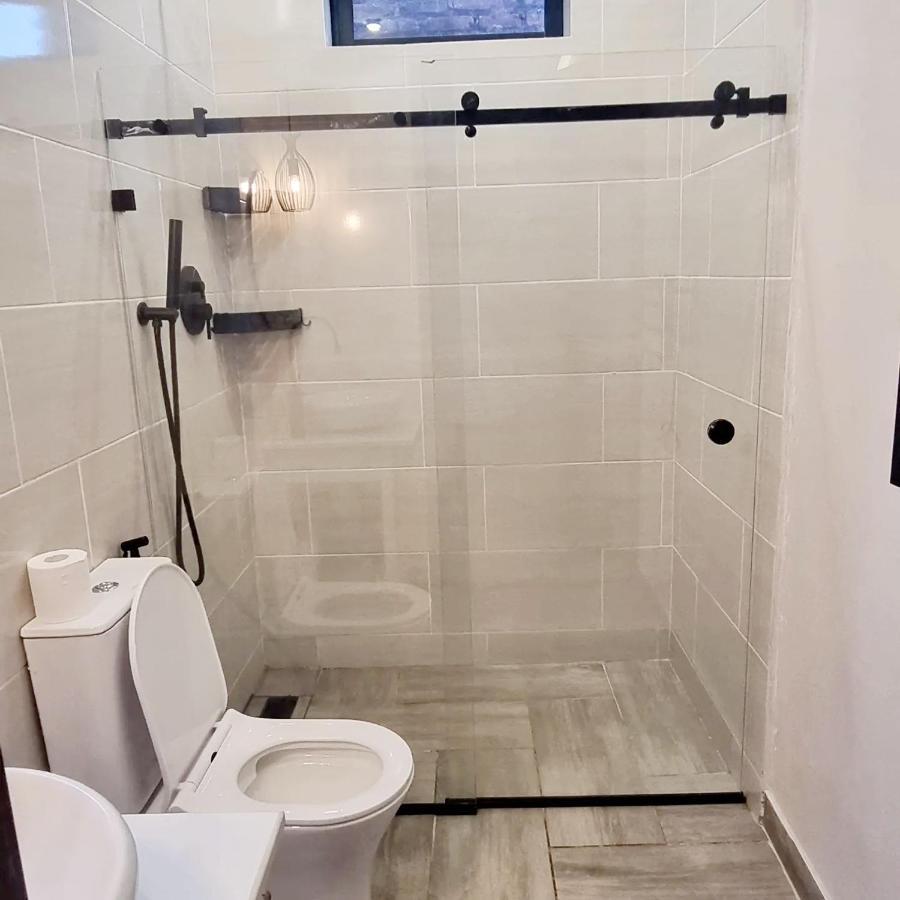 Instahomes By Tru - Garden Suites แบลนไทร์ ภายนอก รูปภาพ